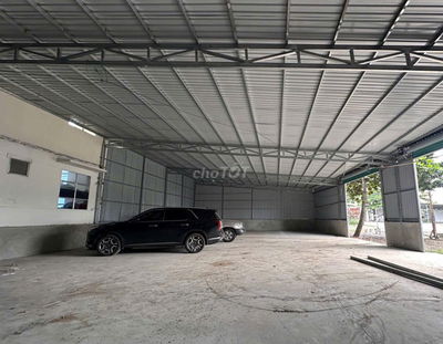 Kho ở Đường Đào Trí cần cho thuê gấp diện tích 550m2 có điện 3 pha