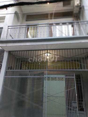 Nhà 2 phòng ngủ hẻn quang trung cho thuê.