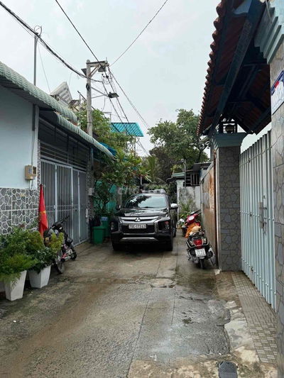 Đất thổ cư. Ngay sau chợ Đông Thạnh