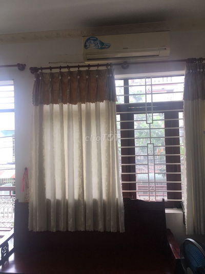 Phòng Lầu 1 Khu Trung Tâm Q3