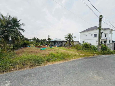 NỀN THỔ LỘ NHỰA Ô TÔ CẤT NHÀ NGAY