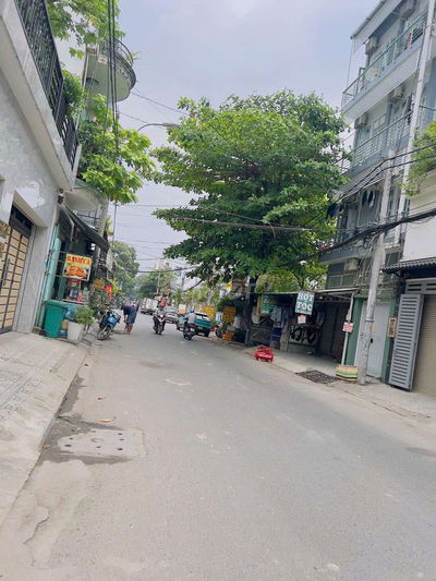 Cho thuê nhà hẻm thông xe tải đường số 2 p16 GV 4.5 x 14 gác lửng 6.5t