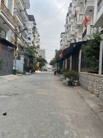 Đất Thạnh Xuân 22, Quận 12, 70m2 (4 x 17), đường 7m xe hơi, 4.15 tỷ