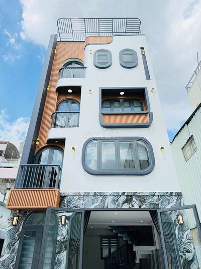 💎Nhà Mới Xây Phan Huy Ích P12💎5,5m x 15m 💎4 Lầu   4 Phòng 6 tolet