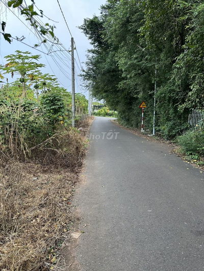 ĐẤT VƯỜN CÓ THỔ CƯ KHU DÂN CƯ ỔN ĐỊNH 1391,4MÉT