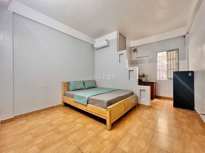 PHÒNG FULL NỘI THẤT NGUYỄN THỊ THẬP GẦN CHỢ TÂN MỸ