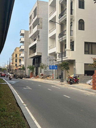 BÁN ĐẤT MẶT TIỀN ĐƯỜNG TRẦN QUỐC HOÀN - 4,5x15- KHU PHÂN LÔ CAO CẤP