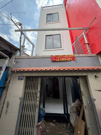 Bán nhà đẹp mới xây 100% + tặng full nội thất Trần Hưng Đạo P7 Q5