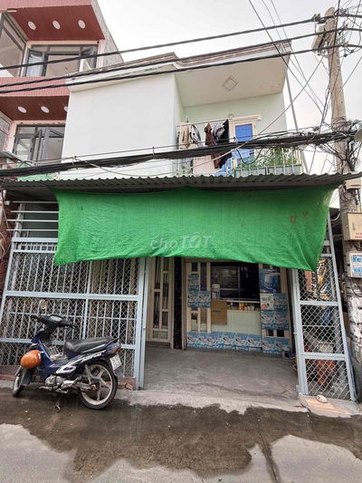 Bán nhà 1 lầu 1 trệt, 2 PN ,2 WC , sổ Hồng đầy đủ