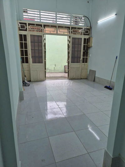 Nhà mới, rộng rãi, cho thuê phường Phú Trung, Q. Tân Phú