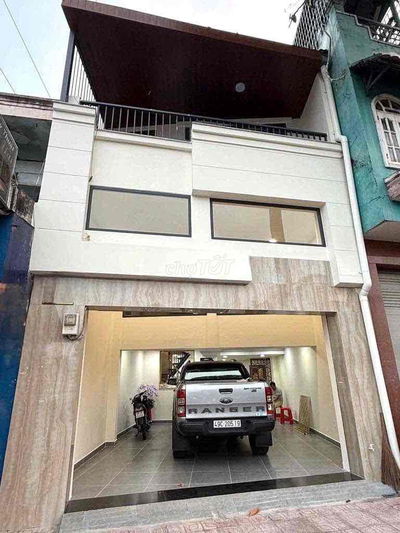 CHO THUÊ NHÀ MẶT TIỀN HOÀNG SA,QUẬN 3(5,4x12),CÁC TẦNG SUỐT,MB