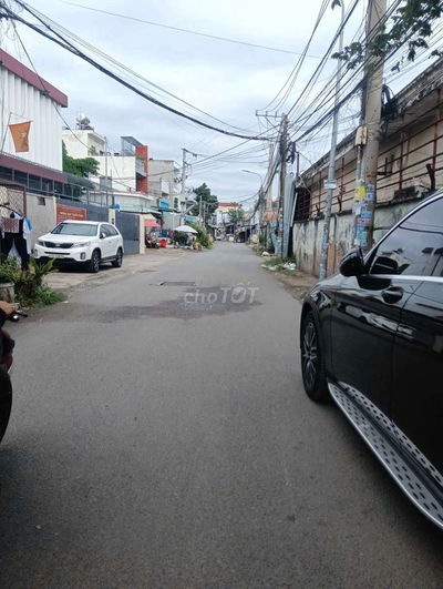 Gấp gấp Ngộp nặng giảm sốc 500t từ 2,2ty còn 1,68ty phải rất nhanh ạ