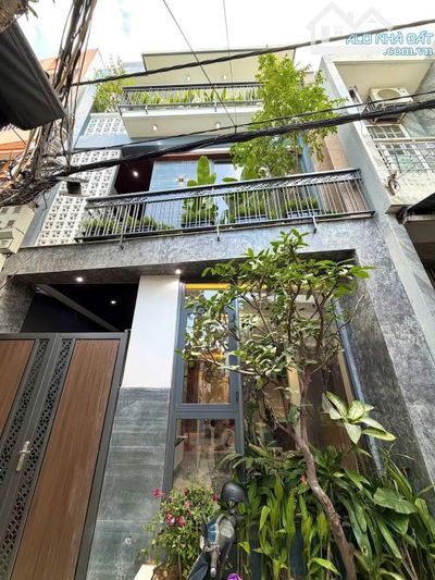 Nhà đẹp xây mới tại trung tâm thanh khê