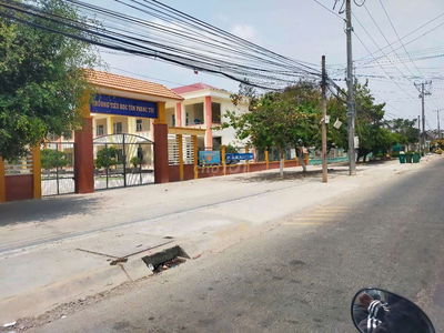 Chính chủ cần bán nhà MT HL 25 dt 7x42m Tân Trụ