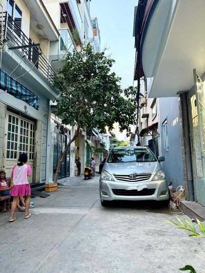 NHÀ ĐẸP ĐƯỜNG SỐ 12- AEON TÂN PHÚ-H XE HƠI-4 x 11m