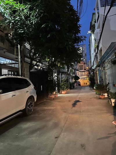 2 TANG ST - HXH - LÂM VĂN BỀN - SỔ VUÔNG - CHÍNH CHỦ -55m2 - 4PN - 5.x