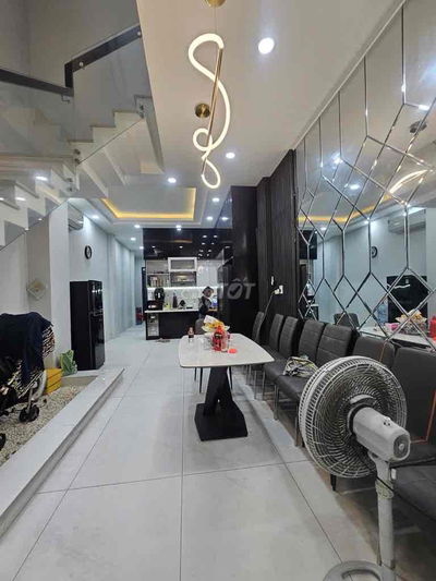 Bán nhà mới HXH - 103m2 Âu Cơ - 3 Tầng- full nội thất - 11.5 Tỷ