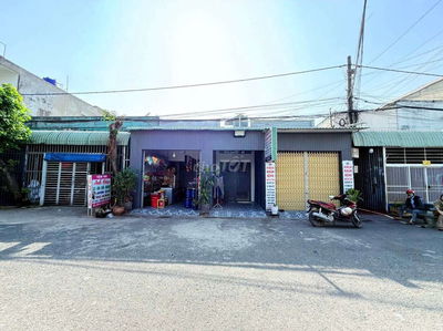Nhà trọ mặt tiền kinh doanh gần chợ Thông Dụng, phường Tân Đông Hiệp