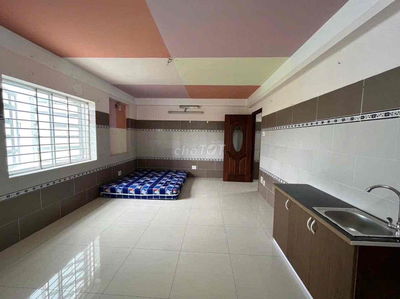 Phòng trọ giá rẻ Q8 chỉ tính điện nước gần ĐH UEH csN, chợ Bình Điền