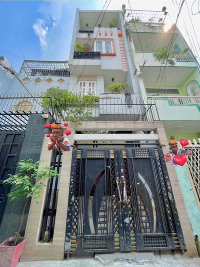 bán nhà Hoàng Sa • hẻm 4m thông • gần 50m2, sổ A4 • chỉ hơn 6 tỷ