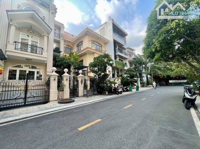 KHU BIỆT THỰ NGUYỄN TRỌNG TUYỂN PHÚ NHUẬN 5X20M, 4 TẦNG 47 TR/THÁNG