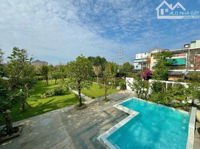 BIỆT THỰ VILLA MẶT TIỀN ANH THƠ- SÁT SÔNG- DTSD 1320M2- DT 100TR/TH.
