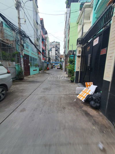 BÁN NHÀ HẺM XE HƠI – 131/50 THÀNH THÁI, P14, Q10 – 50M VUÔNG