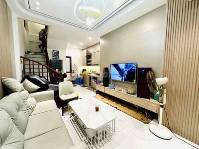 Bán nhà mới Việt Hưng- Gần ô tô- Full nội thất