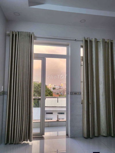 Nhà cho làm CHDV 5p 6wc