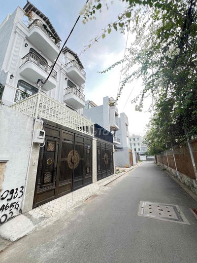 2 LÔ ĐẤT MT ĐƯỜNG 11 - TRƯỜNG THỌ - 4x20- 6.2T