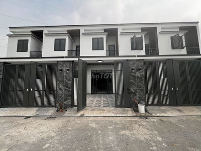 NHÀ LẦU GẦN CỔNG 11 PHƯỜNG PHƯỚC TÂN CHỈ 750 TRIỆU CHÌA KHÓA TRAO TAY