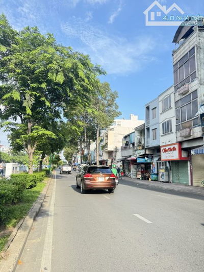 Bán nhà mặt tiền 1039 Hoàng Sa, Quận 3 giá 32,7 tỷ