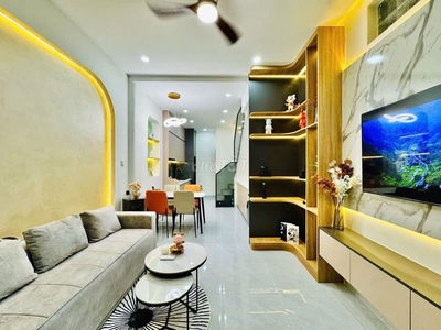 ✅ Nhà Đẹp Chỉ Việc Xách Vali Ở 2 Tầng 2 Phòng Ngủ Vị Trí Vàng