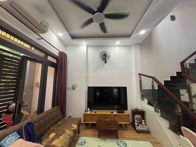 BÁN NHÀ 3 TẦNG CĂN GÓC XE HƠI ĐỖ TRONG NHÀ- GÒ CÁT- PHÚ HỮU- QUẬN 9