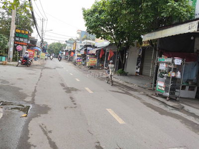 NỀN ĐẤT ĐẸP - NGAY CỔNG TRƯỜNG CẤP 3 LONG TRƯỜNG