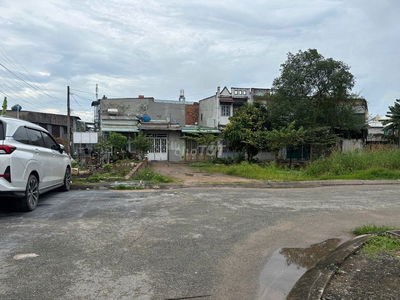 Đất thổ cư, khu nhà lầu đồng bộ, dân trí cao Đông Thạnh 4