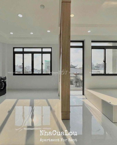 Căn hộ full nội thất ban công thoáng máy giặt riêng Lê Văn Sỹ quận 3