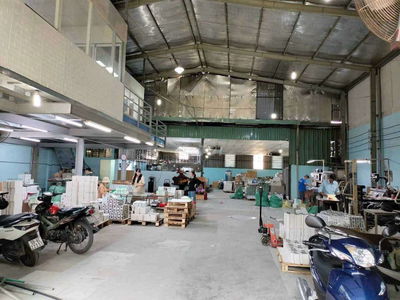 Xưởng 800m đg xe tải 5tấn