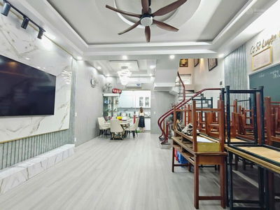 TÔI CẦN BÁN GẤP CĂN NHÀ HẺM OTO NẰM Ở LÊ QUANG ĐỊNH , P1, GÒ VẤP - 62m2 - GIÁ 3ty350