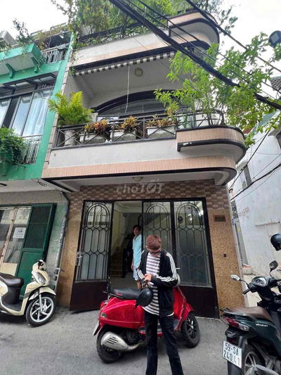 Cho thuê nhà nguyên căn HXH 1trệt 2lầu