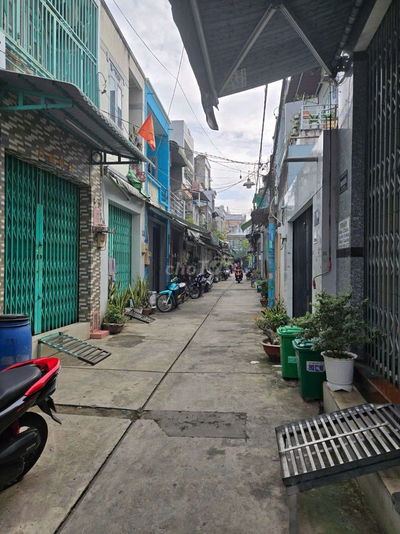 NHÀ LÊ ĐÌNH CẪN XE HƠI ĐỖ CỬA,BÌNH TÂN,2TẦNG BTCT,SHR 40M2