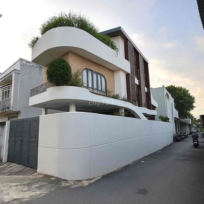 NHÀ LÔ GÓC ĐẸP NHƯ BIỆT THỰ - 127m2 ( 6.6x19 ) - XE HƠI NGỦ TRONG NHÀ