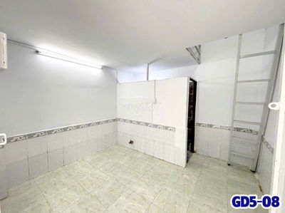 PHÒNG GÁC CAO MỚI TOANH