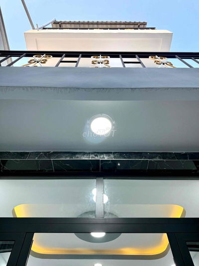 Chính chủ bán nhà 585 Nguyễn Thị Thập FTân Hưng Q7.(ngay lotte mark)