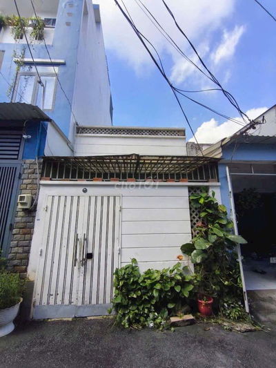 Bán nhà mặt tiền Nghiêm Toản, P.Hòa Thạnh, Tân Phú, DT 3.9x14m, cấp 4