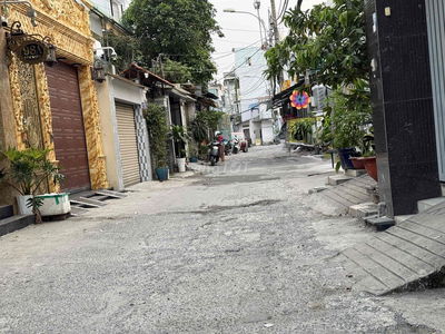 Bán Nhà Mặt Tiền Gần Chợ Tân Hương  , Nhỉnh : 6 Tỷ