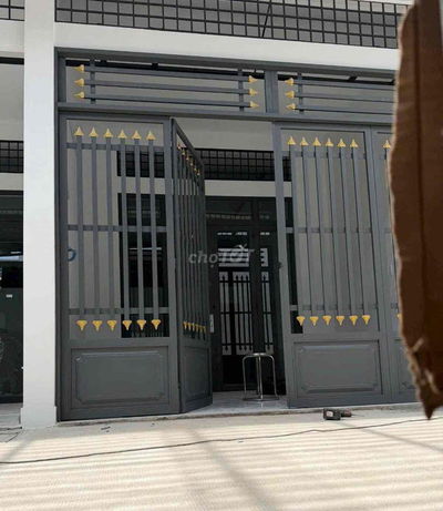 NHÀ SẠCH ĐẸP HẺM XE HƠI GẦN ĐẦM SEN