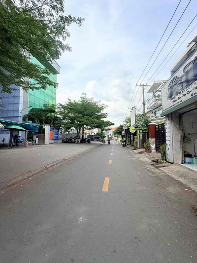 Nhận ký gửi mua bán bds Phường Phước Bình, Quận 9. DT: 98.5m2/Giá 8 Tỷ