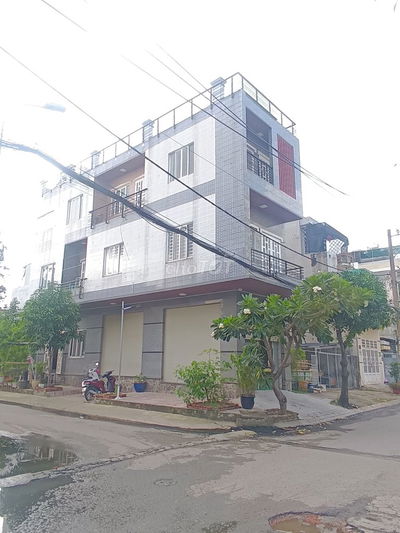 Cho Thuê Căn Góc 2 MT 4PN. 5WC Đường 11 P Trường Thọ. TP Thủ Đức