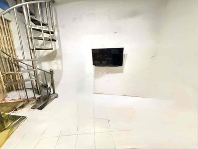 NHÀ 1.6 TY GÒ VẤP P 10 20M2 3,5x6